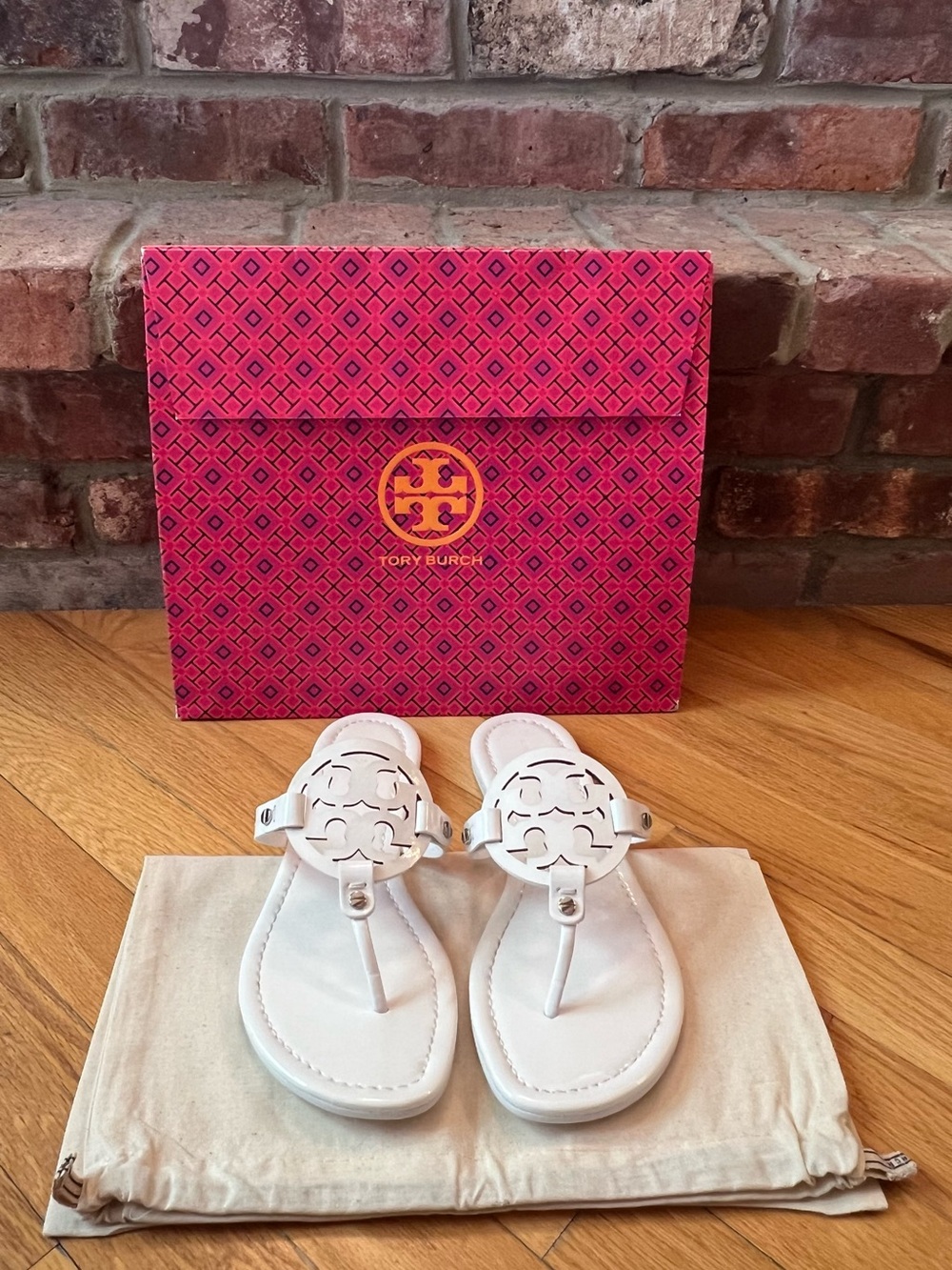 Tory Burch Bright White Patent Leather Miller Sandals - Picture 3 of 10